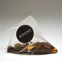Dirty chai black tea blend with coffee beans and whole spices