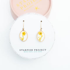 Close up of dried flower detail on Made Brave In Bloom earrings