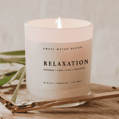 Relaxation candle fragrance notes eucalyptus clove cedar vanilla